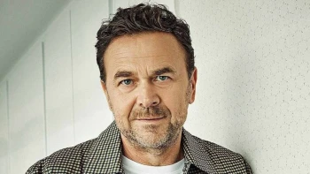 Miliardár, ktorého sledujú zblízka. Pavel Tykač upiera pozornosť na obrí obchod vo Vietname