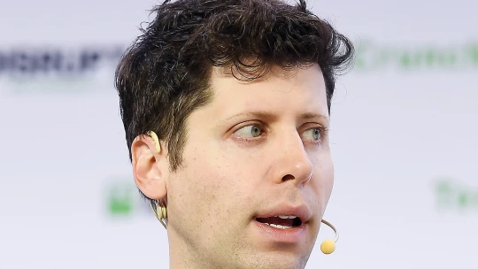 OpenAI má novú dočasnú šéfku, doterajší CEO Sam Altman stratil dôveru správnej rady