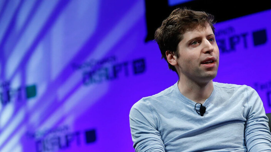 Koniec veľkej drámy. Sam Altman sa vracia ako CEO OpenAI