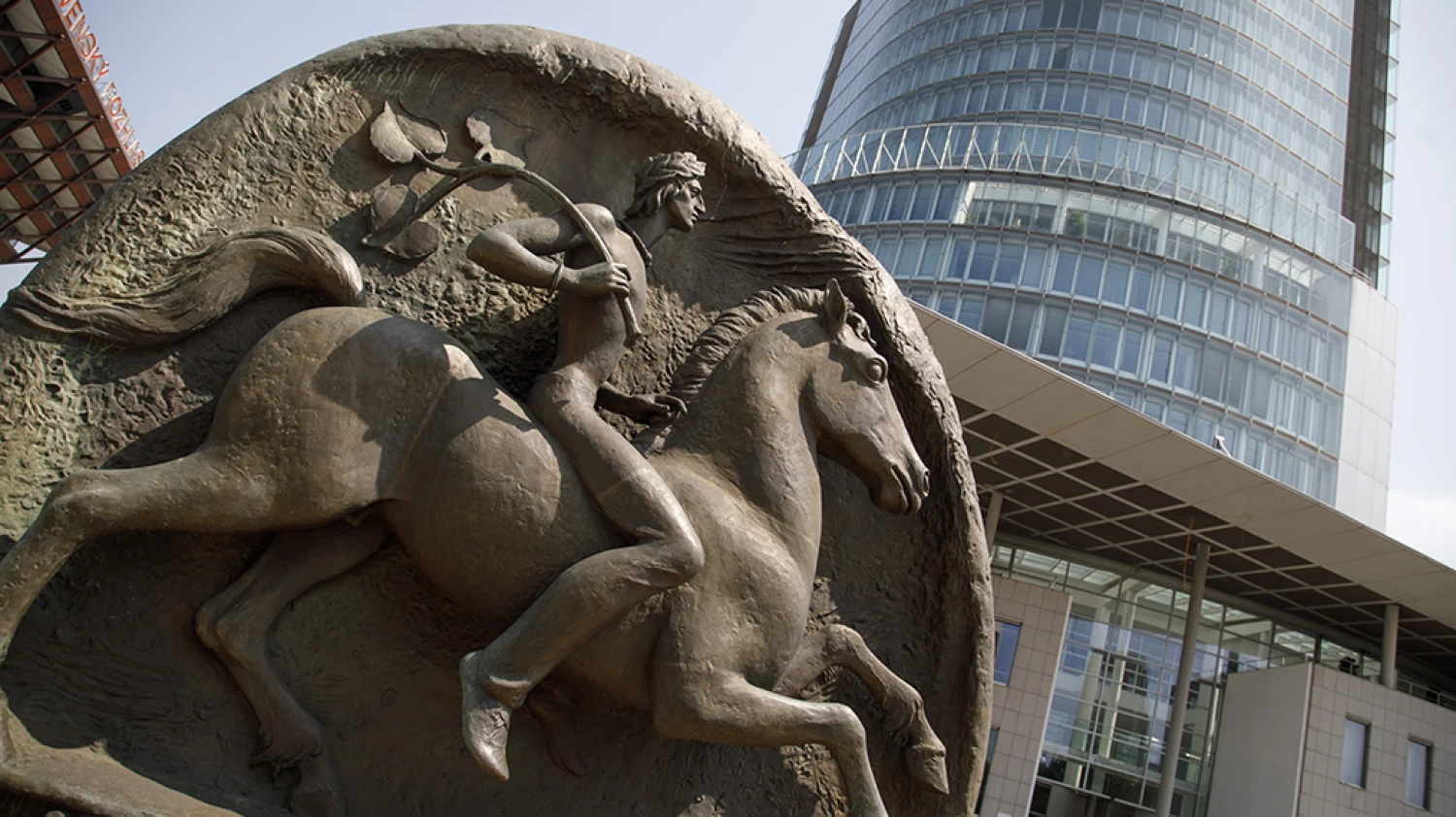 Tretina bytov na Slovensku sa nakupuje v hotovosti. NBS ukázala budúcnosť trhu s bývaním