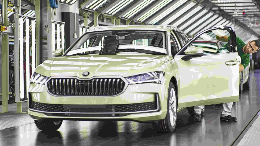 Volkswagen spúšťa výrobu Passatu a Superbu, investoval do nej pol miliardy