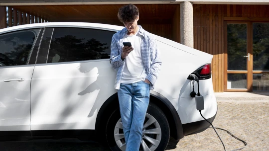 Tesla plánuje na budúci rok uviesť na trh nový lacnejší model