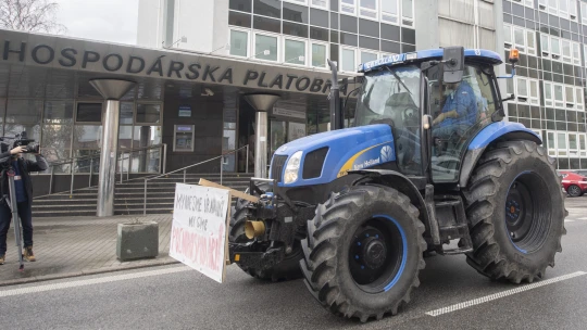 Ranný prehľad Forbesu: Farmári protestujú voči Bruselu. Vadí im byrokracia a ukrajinský dovoz