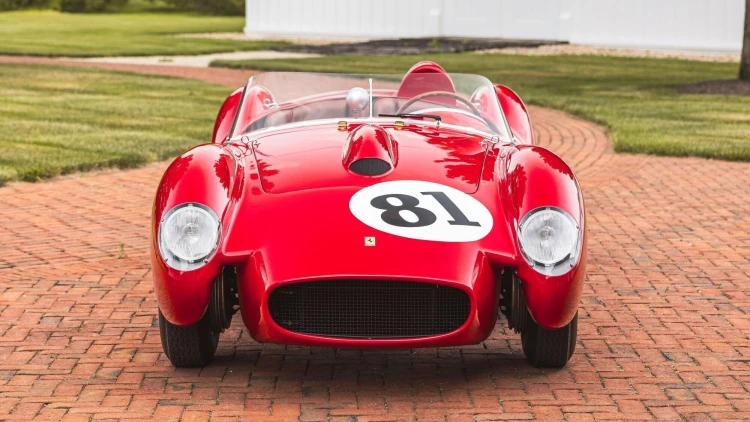 Auto za 38 miliónov. Toto Ferrari 250 Testa Rossa mieri do dražby_8