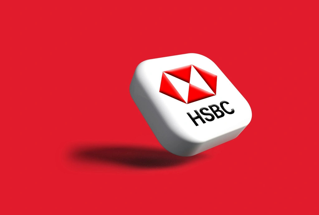 HSBC uzavrela rok 2023 s rekordným ziskom, väčšinu príjmov generuje v Ázii