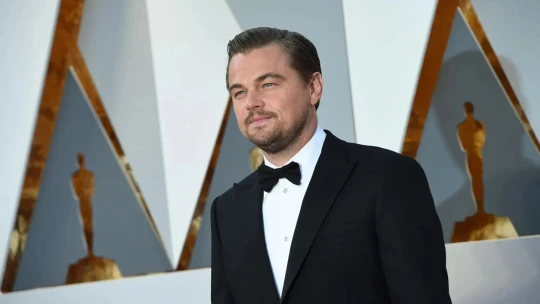 Z playboya na „umasteného“ otca: premena Leonarda DiCapria, ktorá z neho spravila hollywoodsku legendu