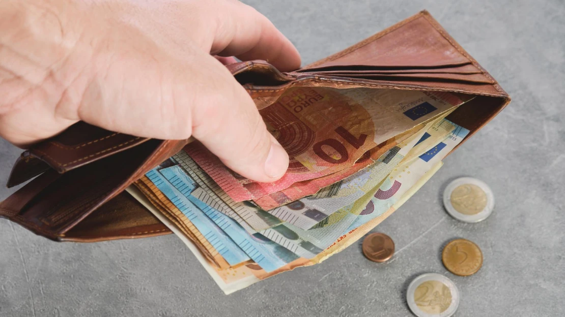 Najväčší plat očakávajú absolventi Slovenskej technickej a Žilinskej univerzity