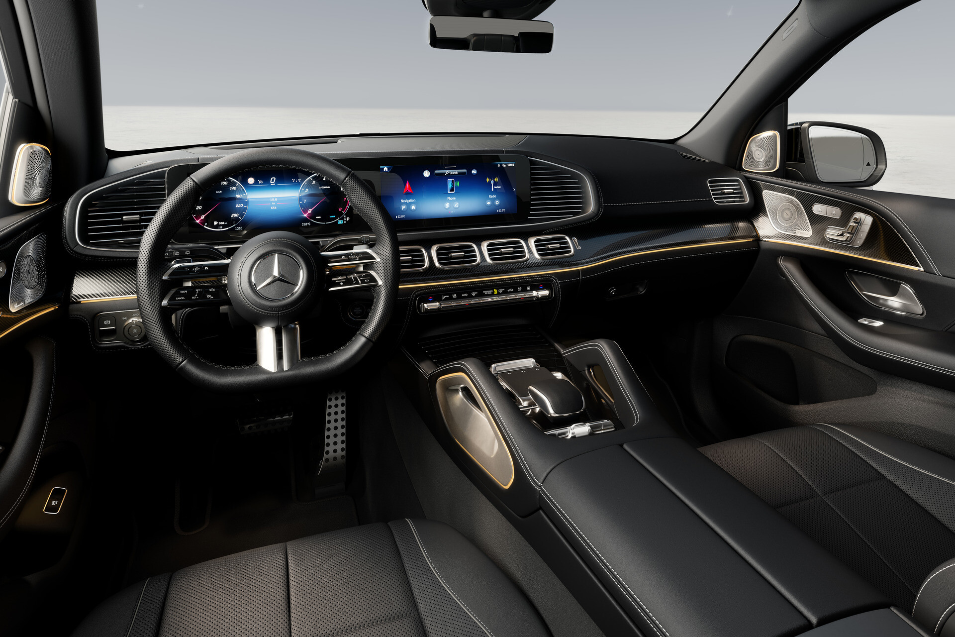Interiér a palubová doska nového Mercedesu GLS 450 d