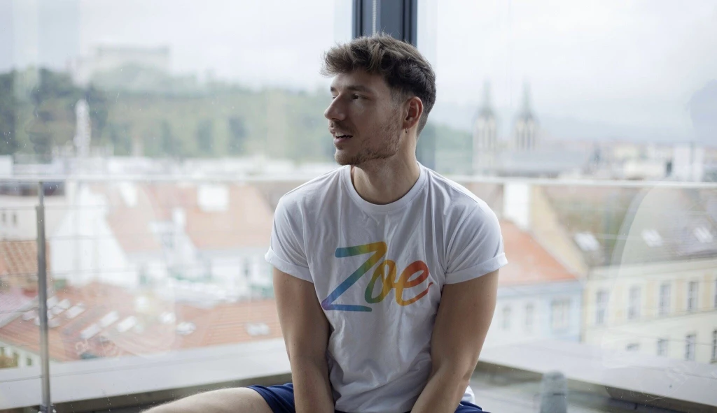 Zoznamovacie aplikácie pre LGBTQ komunitu hlásia rekordný rok. Rastieme aj vďaka AI, tvrdí CEO Kovačič