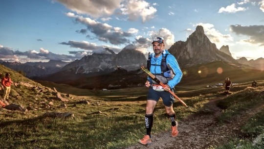 Pracujú dvesto hodín mesačne a behajú ultramaratóny. Ako si čistia hlavu lekári?