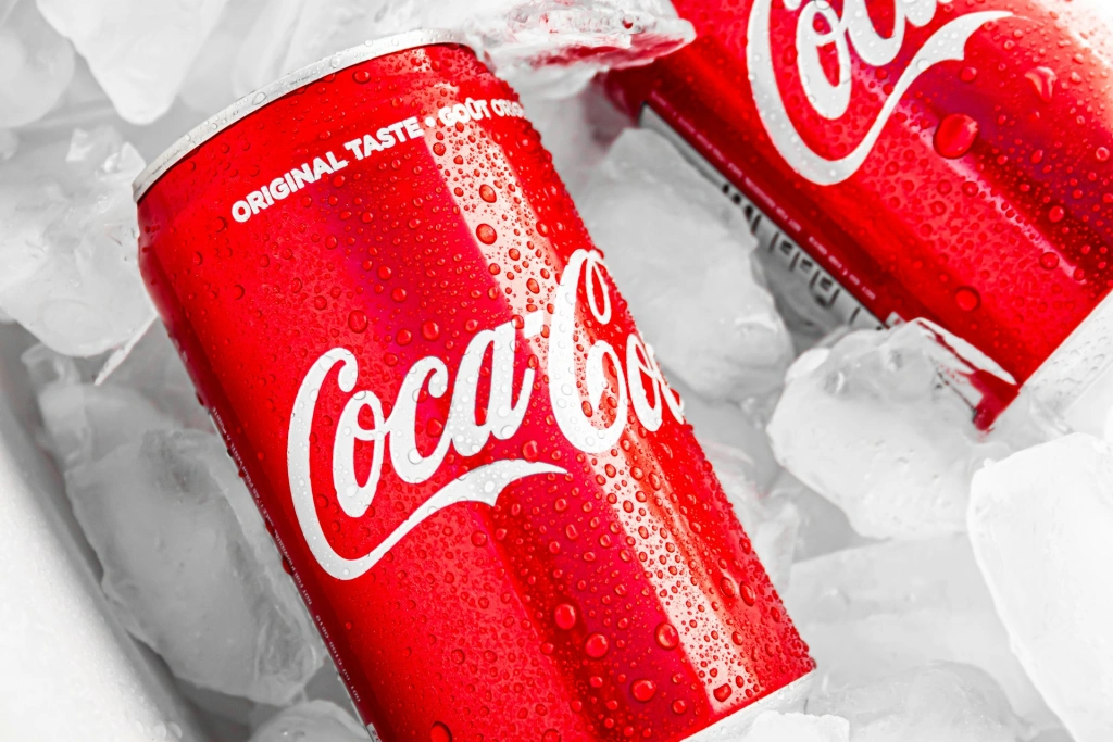 Pijeme Colu. Tržby a zisky koncernu Coca-Cola vzrástli viac ako ekonómovia čakali