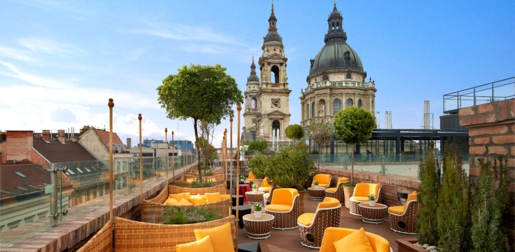 Milujete hudbu a cestovanie? Navštívte Aria Hotel Budapest, obľúbený hotel svetových hviezd