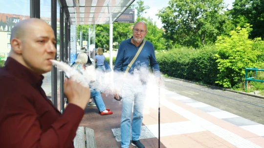 Konsolidácia sa dotkne aj fajčiarov. Zdaňovať sa majú po novom aj elektronické cigarety