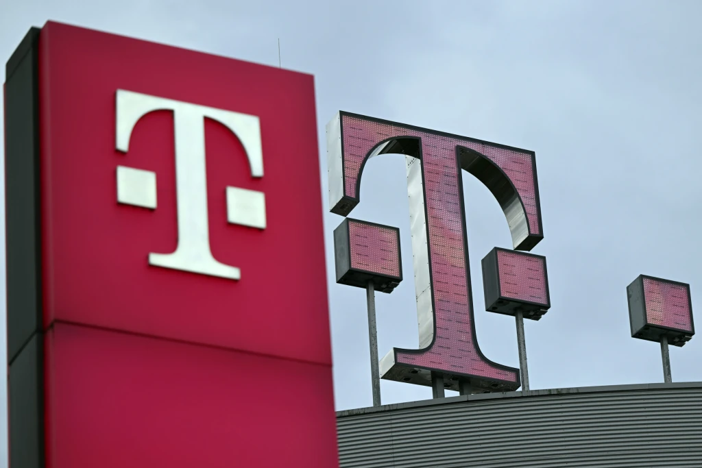 Deutsche Telekom verzus Európska komisia. EK musí firme zaplatiť úroky z pokút