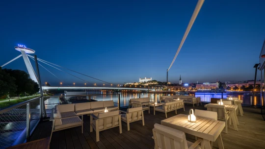 Bubbles: Bublinky, výhľad a dokonalé jedlo