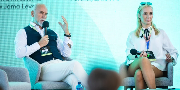 Ján Kasper počas diskusie na pódiu Forbes Business Festu
