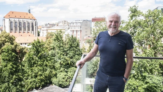 Kellnera presvedčil, aby legendu Koh-i-noor zachránil. Teraz je jej majiteľom a nikdy ju nepredá