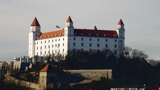 Ceny bytov na Slovensku stúpli najviac od roku 2022. V Bratislave za rok až o 27,2 percenta