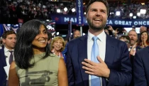 J. D. Vance je bohatší ako kedykoľvek predtým. Okrem funkcie mu pomohol rast trhov aj predaj knihy