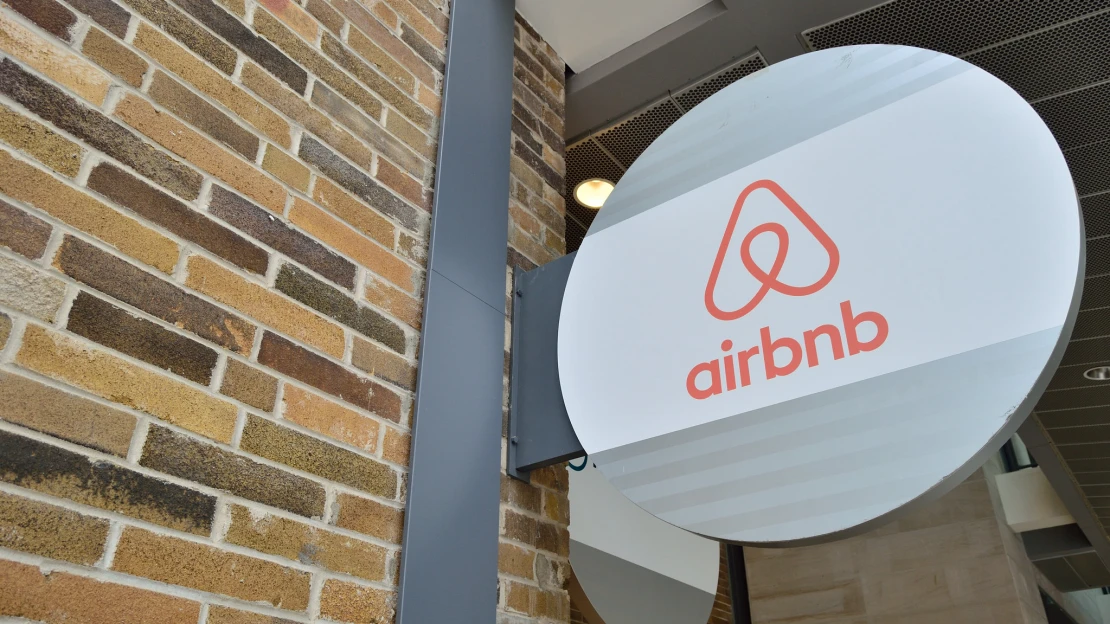 Kladivo na Airbnb? Pribúdajú regulácie cielené na problémové krátkodobé prenájmy