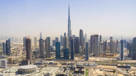 Zlé časy na trhu nehnuteľností? Dvojciferný pád Dubaja vidia mnohí, čo však iné metropoly