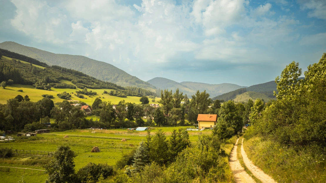 Česi zachraňujú Slovensko. V Rajeckej doline už zadržali milióny litrov dažďovej vody