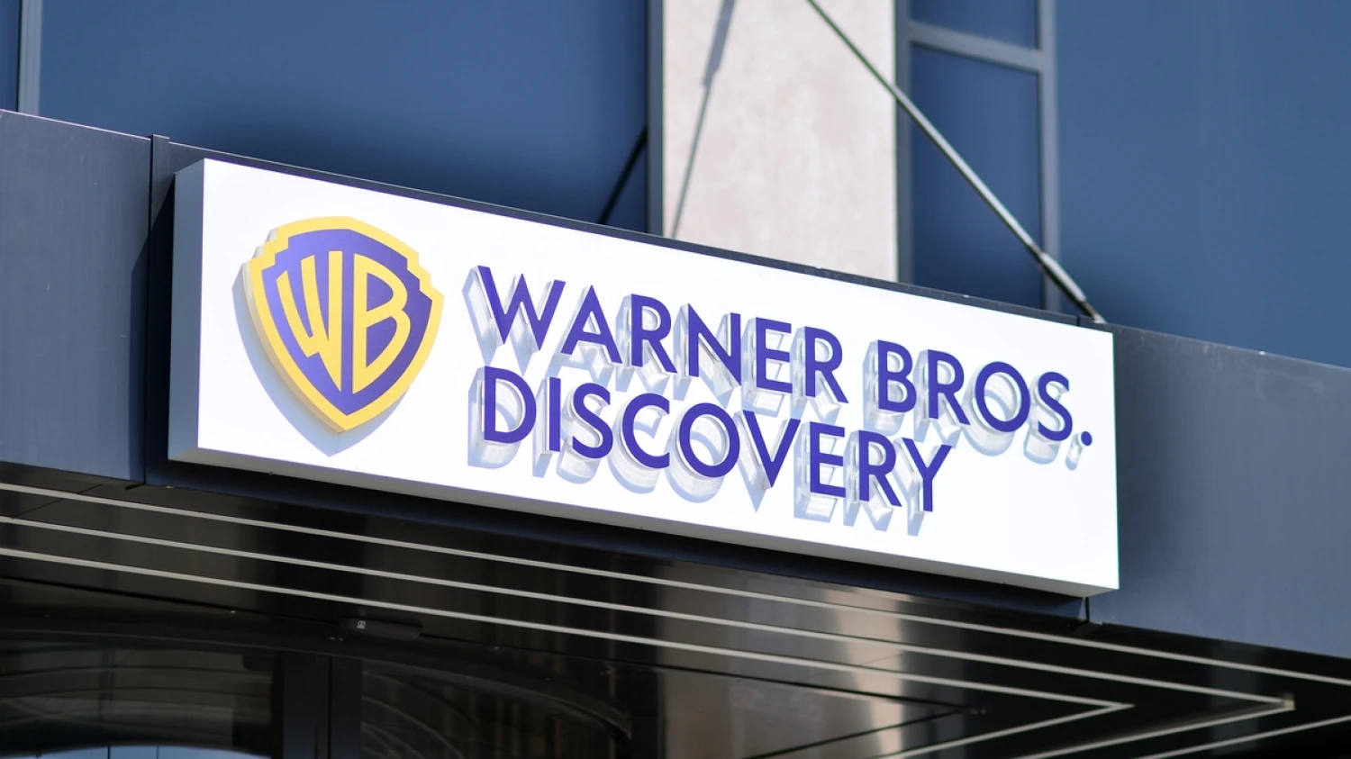 Paramount prevzal Warner Bros. Discovery. Akcionári schválili megafúziu za 110 miliárd dolárov