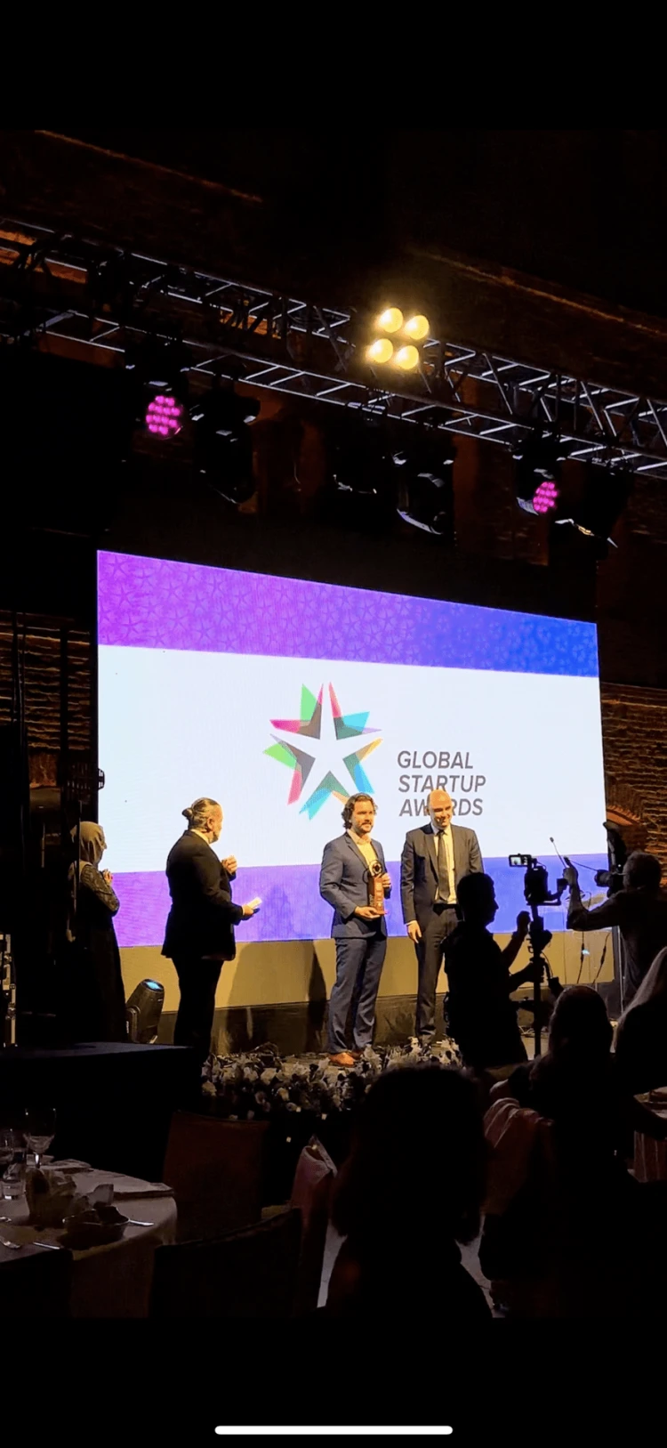 Historický úspech pre slovenský startup. Krypto-investičná platforma Fumbi získala prestížnu cenu_0