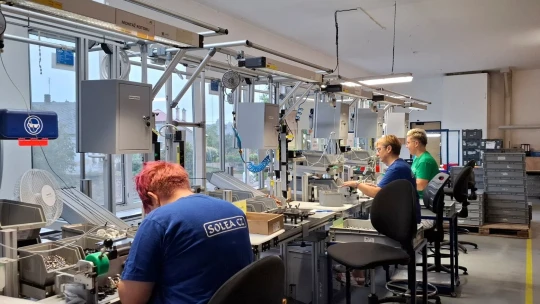 Ceny v priemysle v septembri klesli. Koncom roka sa rast obnoví, tvrdí analytik