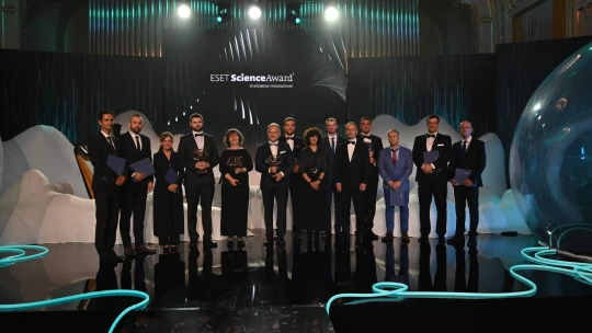 Ako sa orientovať v postfaktickom svete? Veda hľadá odpovede na krízu dôvery