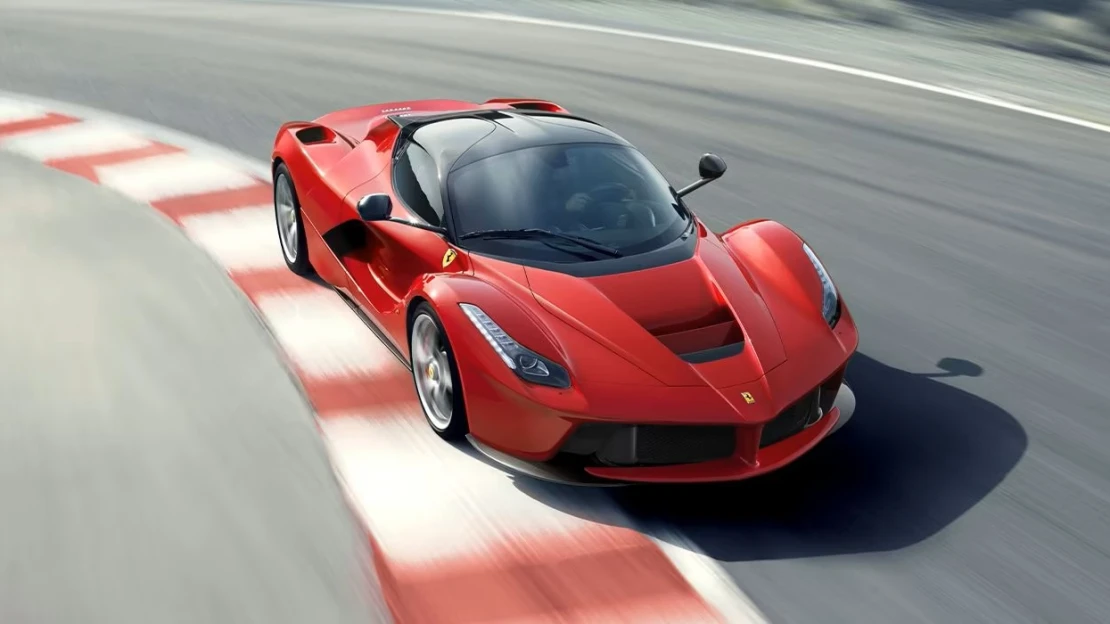 Ferrari sa darí. Automobilka zvýšila čistý zisk o 21 percent na 1,53 miliardy eur