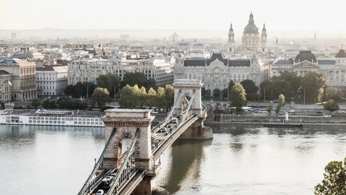 Moody’s znížila rating Budapešti do neinvestičného pásma, spomína spor s vládou