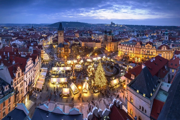 Z garáže do centier európskych metropol. Decoled mení mestá na svetelné zázraky_0