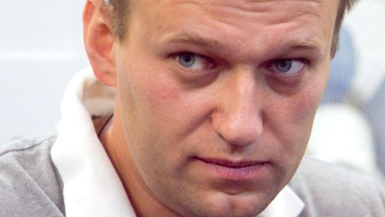 Ruský súd poslal na 12 rokov do väzenia novinárku za spoluprácu s Navaľným