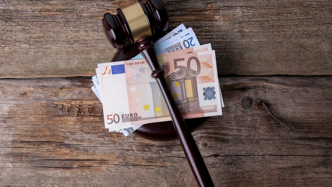 Stovky ľudí sa boja o investície za milióny. Obchodník skončil, klientov sa ujalo právnické eso