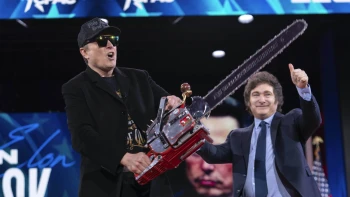 Chcela podiely v Tesle a SpaceX. Elon Musk sa postaral o to, aby jeho manželke zostali len drobné