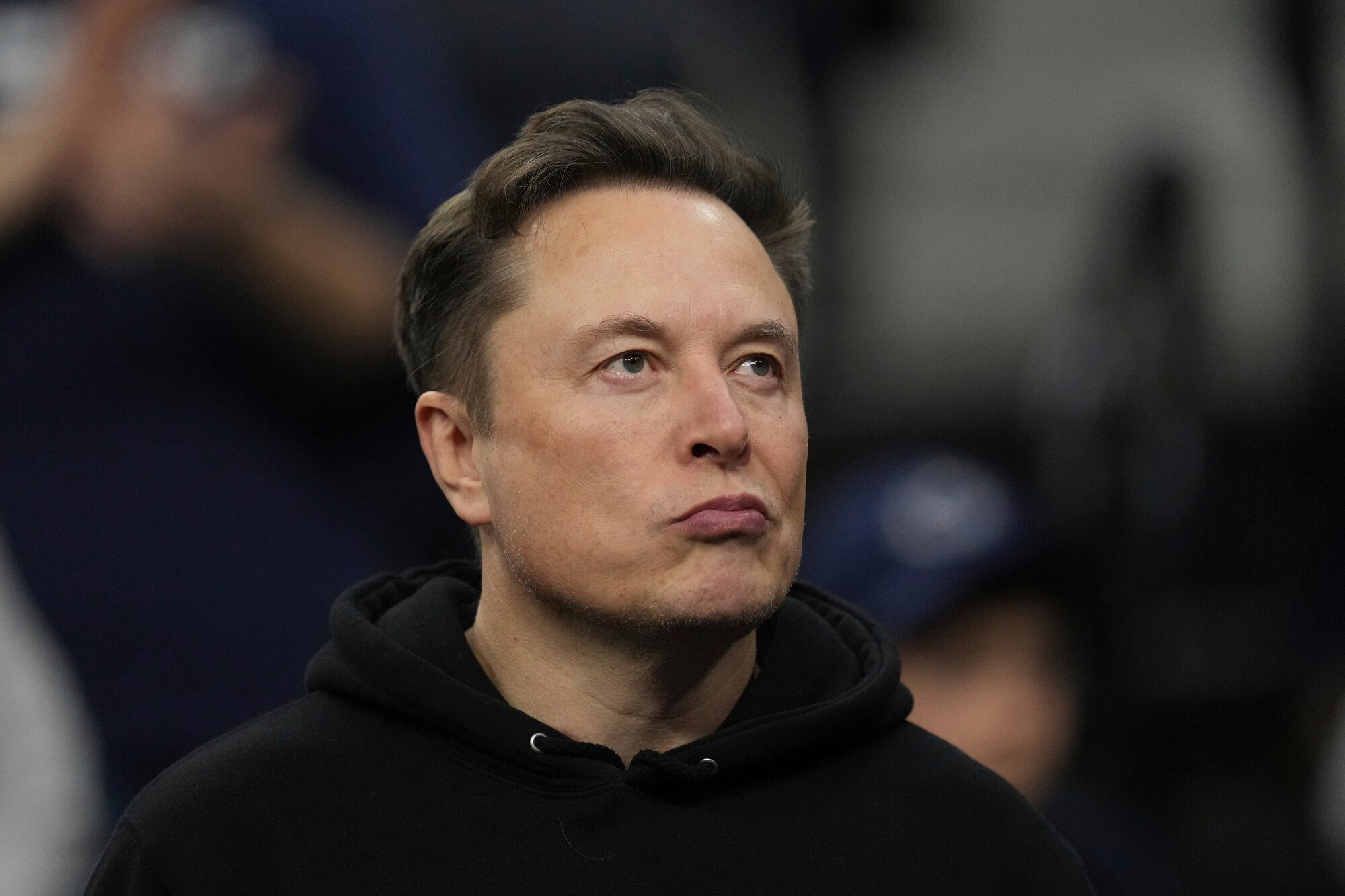 Musk bude dávať menej peňazí na politiku. „Už som urobil dosť,“ povedal