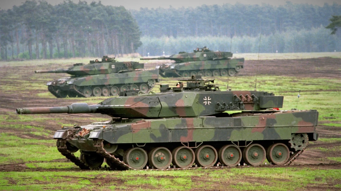 Tatravagónka získala ďalšiu špeciálnu zákazku. Českým vojakom dodá vagóny na prevoz tankov