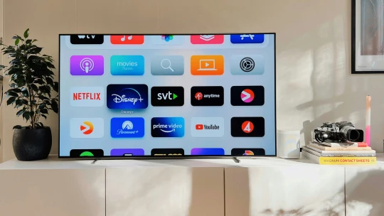 Netflix, Voyo, Disney – zrušiť alebo platiť? Zlatá éra predplatného má nového nepriateľa
