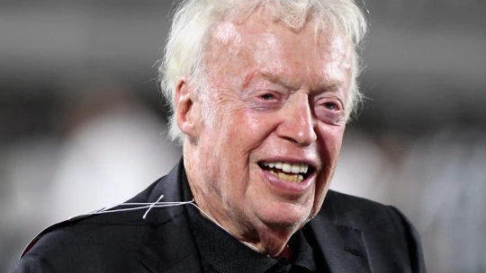 Dve miliardy na nádej: Zakladateľ Nike chce zmeniť budúcnosť boja s rakovinou