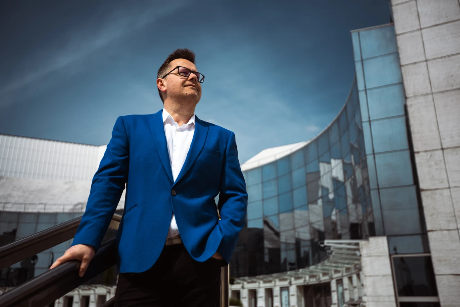 Väčšie príležitosti na trhu prichádzajú, keď drobní investori strácajú vieru v skoré oživenie