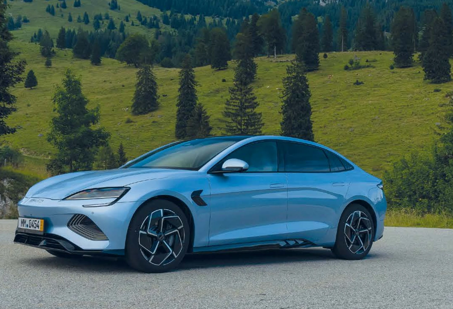 Čínske automobilky zdvojnásobili predaj v Európe. Predstihli Audi, Renault, Suzuki či Jeep