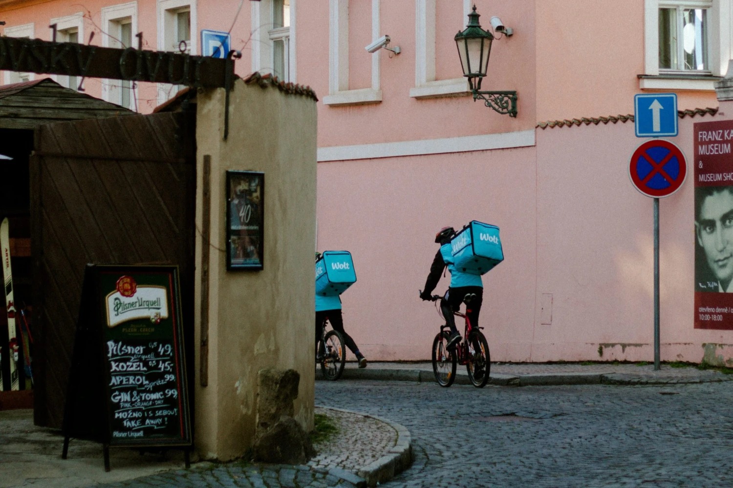 Wolt kuriéri na bicykloch