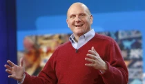 Najbohatší vlastník športového klubu je nástupca Billa Gatesa Steve Ballmer. Na krk mu však dýcha ešte väčší boháč