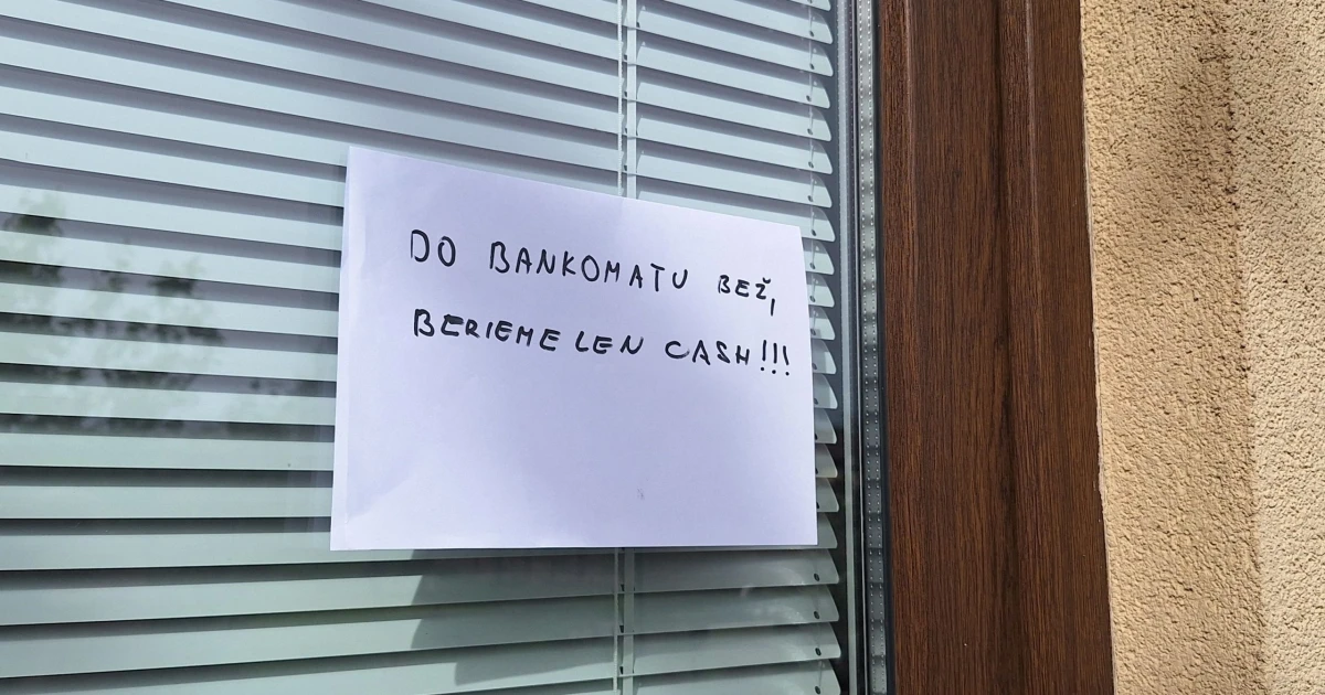 Firmy začali v reakcii na transakčnú daň viac využívať hotovosť.