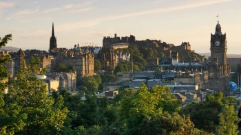 Škótska, haggis aj kuracie pazúriky. Ochutnajte a spoznajte Edinburgh ako miestni