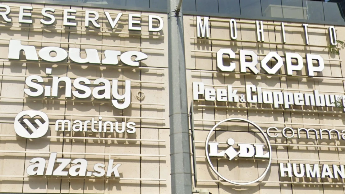 Biznis s módou na Slovensku narástol. V tieni čínskych trhovísk potichu rastie tržbami Primark