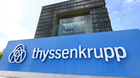 Nemecký konglomerát ThyssenKrupp pokračuje v záchrane. Predá podiely v ďalších divíziách