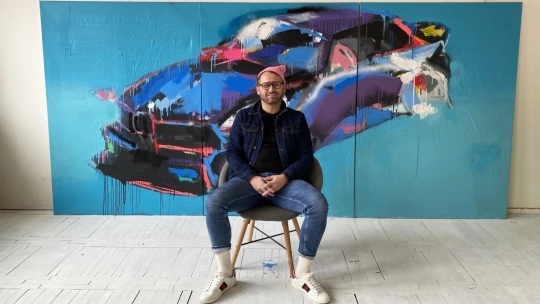 V Číne si zarobím dvakrát toľko, ale sú to vydreté peniaze, hovorí český autodizajnér