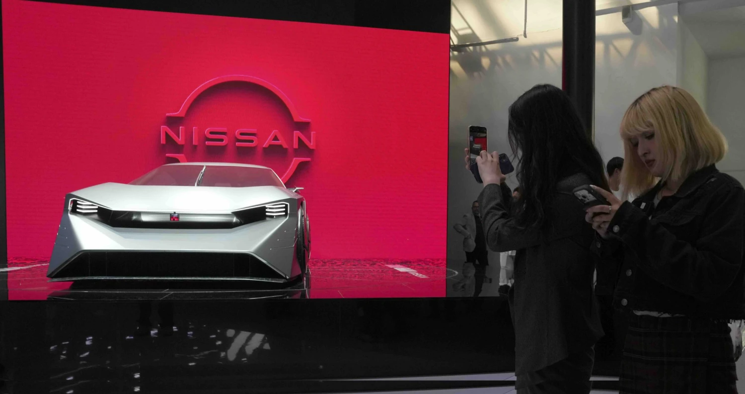 Nissan chcel poraziť Toyotu. Namiesto toho stratil 85 percent hodnoty a mizne z trhu